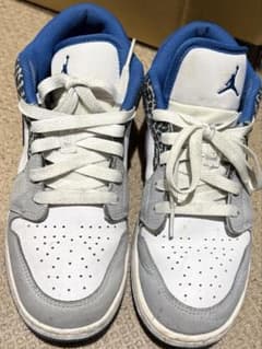 NIKE AIR JORDAN スニーカーのサムネイル