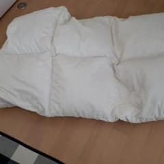 美品！！羽毛布団　ベビーのサムネイル