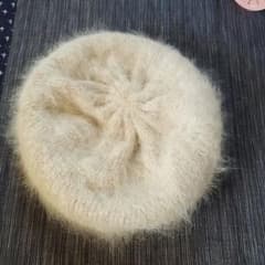 モコモコ帽子のサムネイル