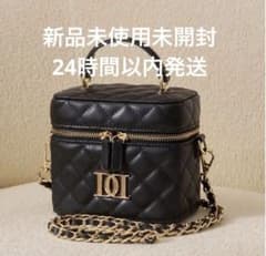 Darich ダーリッチ バニティバッグ　キルティングスクエアミニバッグ 黒のサムネイル