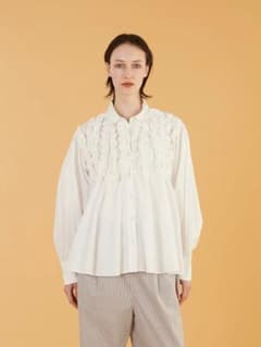 crinkle crinkle crinkle frontfrillshirts - メルカリ