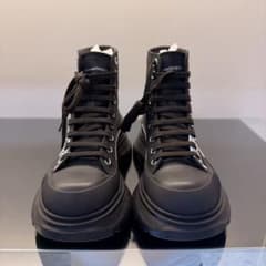 Alexander McQueen ロゴハイカットスニーカー ブラックのサムネイル
