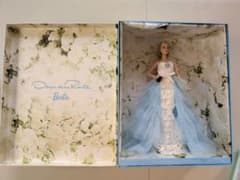 オ*U様 Oscar de la Renta Barbie ゴールドコレクタードのサムネイル