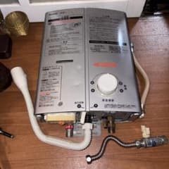 GYP0415 リンナイ ガス瞬間湯沸器 RUS-V51XT(SL) GYP0415 リンナイ ガス瞬間湯沸器 RUS-V51XT(SL) - メルカリ