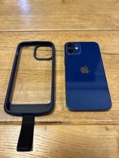 iPhone 12 mini ブルー 64GB ケース3個付き 充電ケーブル3本 - メルカリ