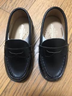 ファミリア　黒のローファー　15.0㎝のサムネイル