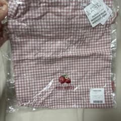 新品未使用　PINK HOUSE ストロベリー巾着袋のサムネイル