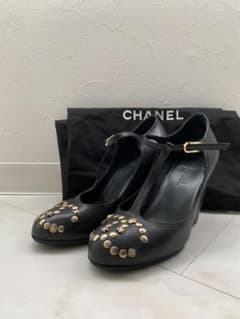 値下げセール⭐︎CHANEL ブラック Tストラップヒールのサムネイル