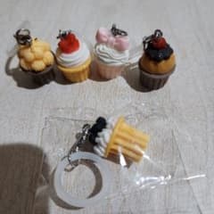 カップケーキ ミニチュア キーホルダー 5個セットのサムネイル