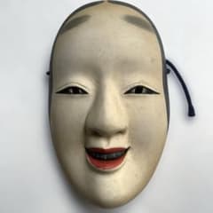 能面 小面 木彫り 伝統芸能 若女 壁掛け 飾り 面 能楽 伝統工芸 - メルカリ