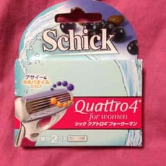 シック  クアトロ４   フォーウーマン替え刃のサムネイル