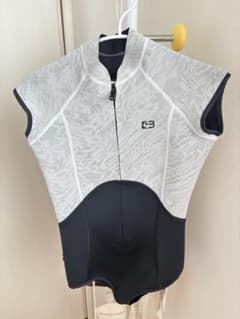 BESDIVE ウェットスーツ ワンピース　フロントジップ LSサイズ　2cm BESDIVE ウェットスーツ ワンピース フロントジップ LSサイズ 2mm