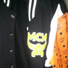 ちゃま様専用 MCM スタジャンのサムネイル