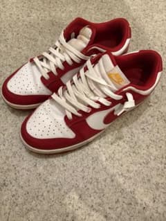NIKE DUNK LOW レッド ホワイト スニーカーのサムネイル