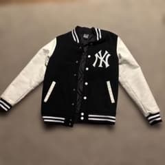 （古着）MLB ニューヨークヤンキース スタジャン L 希少商品のサムネイル