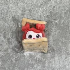 TWICEチェヨン スモア風バックチャーム チェンブリー - メルカリ