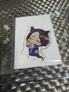 ウマ娘 かぷりっこ ほおばる スペシャルウィーク アクリルスタンドのサムネイル