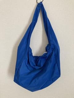 nugu ストリングショルダーバッグのサムネイル