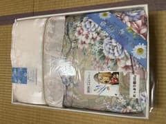 フラワーパターン　肌掛ふとんのサムネイル