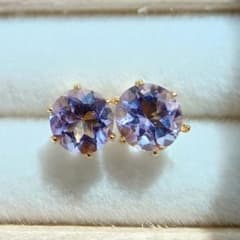 ✧天然石ラベンダーアメジスト4.0mm✧　ピアス　ステンレスのサムネイル
