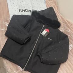 andwang kirakira 2way fur zipup Black - メルカリ