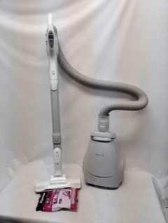 Panasonic 2023年製 掃除機 MC-PJL22A - メルカリ