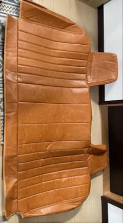 トヨタ ハイラックス シートカバーのサムネイル