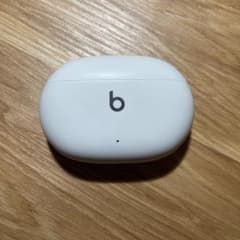 Beats Studio Buds ワイヤレスノイズキャンセリング…のサムネイル