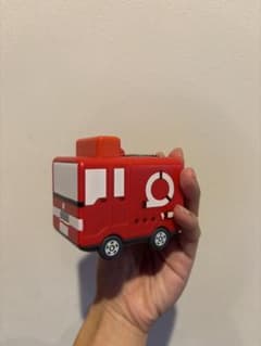 トミカ　TOMICA ピカッとフィギュア　消防車　キーホルダー