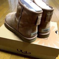 UGG ムートンブーツのサムネイル