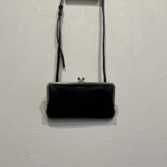 美品◇agnes b. アニエスベー ショルダーウォレット がま口 財布 黒 