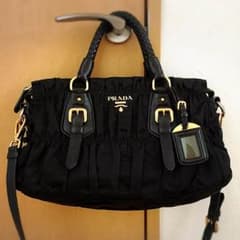PRADA＊正規品＊ナイロンギャザーハンドバッグのサムネイル