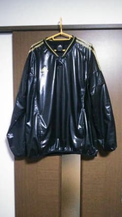 adidasプロフェッショナルのサムネイル