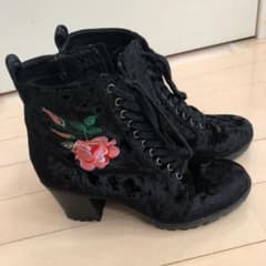 花柄ブーツ美品のサムネイル
