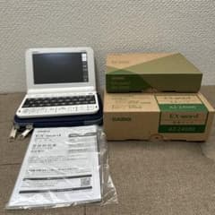 CASIO EX-word XD-Z4000 ホワイト 電子辞書のサムネイル