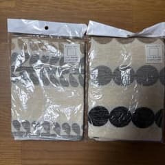 スリーコインズ　クッションカバーのサムネイル