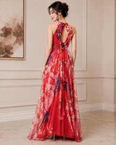 VIVIENNE TAMシルク100％ホルダーネックレッドマキシワンピースドレス VIVIENNE TAMシルク100％ホルダーネックレッドマキシワンピースドレス