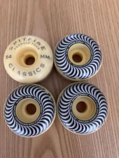 SPITFIRE Formula Four Classics 54mmのサムネイル
