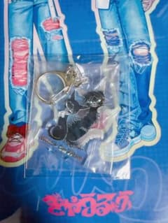 進撃の巨人 黒ねこ意匠 エレン リヴァイ アクリルキーホルダーのサムネイル