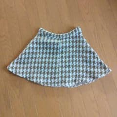 アンティローザ　ミニスカートのサムネイル