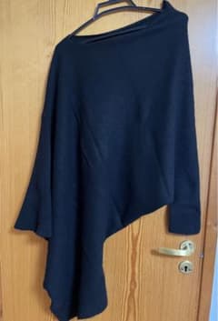 カシミヤ100%黒アシンメトリードレープニットのサムネイル