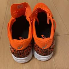 asicsのランニングシューズ、ワイドタイプ27.5センチのサムネイル