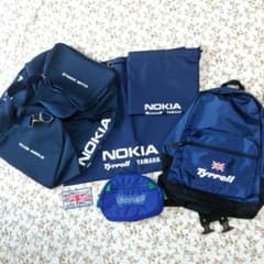 あかヴィッツ様専用　希少F1ティレルヤマハ　チームクルーバッグ非売品　セットのサムネイル