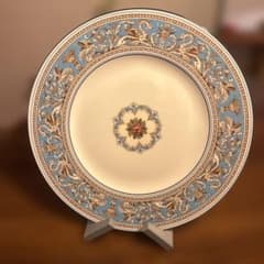 WEDGWOOD フロレンティーン プレート W2714 サイズ27センチのサムネイル