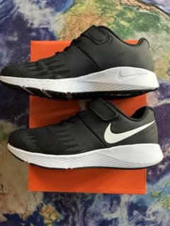 NIKEナイキ　スニーカー20.5cmのサムネイル