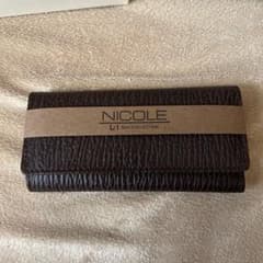 NICOLE キーケース　ブラウンのサムネイル