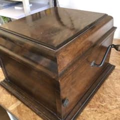 コロンビア　Grafonola No.114 蓄音機　レコードプレーヤー コロンビア Grafonola No.114 蓄音機 レコードプレーヤー - メルカリ