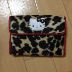 キティーちゃん ヒョウ柄財布のサムネイル