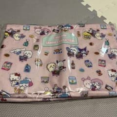 【新品タグ付き】ちいかわ サンリオ 保冷バッグ トートバッグ ピンクのサムネイル