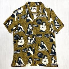 【希少】ヒステリックグラマー　半袖シャツ　アロハシャツ　ビール　総柄 ヒステリックグラマー ベティペイジ カーキ 半袖アロハシャツ 開襟